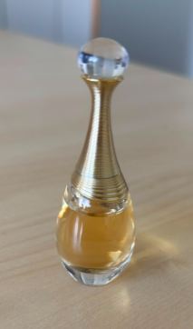 perfume.JPG